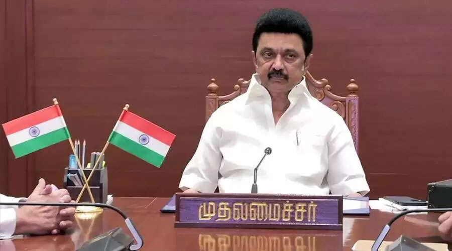 #BREAKING : கரூர்ல நடந்த பெரும் துயரம் குறித்து சமூக வலைத்தளங்களில் அவதூறுகளையும் - வதந்திகளையும் பரப்ப வேண்டாம்: முதல்வர் மு.க.ஸ்டாலின்..!