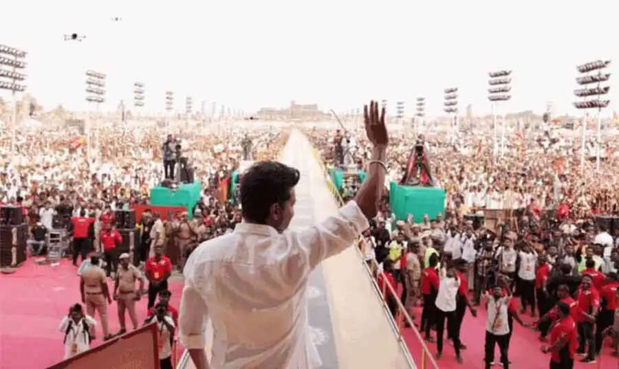 வரும் 16-ம் தேதி ஈரோட்டில் சுற்றுப்பயணம் மேற்கொள்ள விஜய் திட்டம்... அனுமதி கிடைக்குமா ?