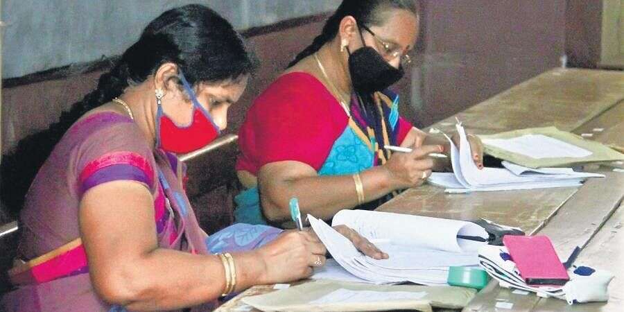 பட்டதாரி ஆசிரியர் பணியிடங்களுக்கான தேர்வு அறிவிப்பு!