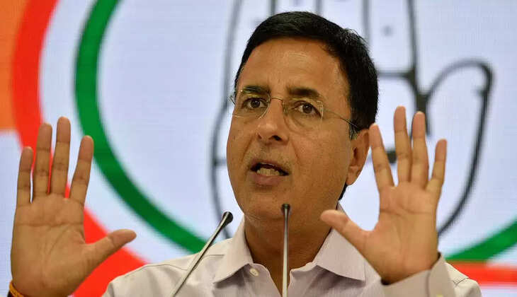 காங்கிரஸ் தலைவர் பதவியிலிருந்து சோனியாகாந்தி விலகி விட்டாரா? ரன்தீப் சிங் சுர்ஜேவாலா பதில்