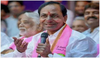 முதல்வர் வீட்டு நாய் இறந்ததற்கு கால்நடை மருத்துவர் மீது கிரிமினல் வழக்கு- வறுத்தெடுக்கும் தெலங்கானா எதிர்க்கட்சிகள்