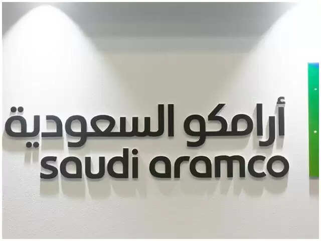 Saudi Arabia bans travel to 16 countries