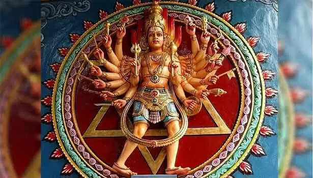 ஆயுளை நீட்டிக்கும் சுதர்சன காயத்ரி மந்திரம்!