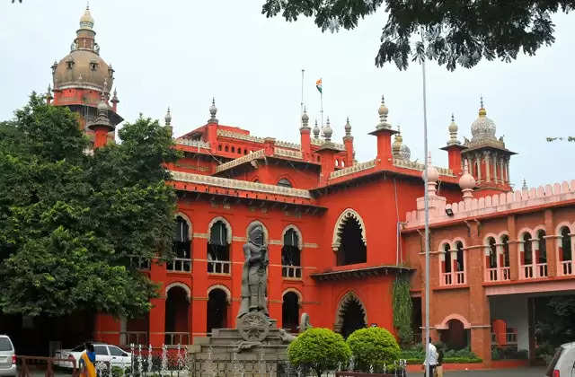 ஜம்மு காஷ்மீர், லடாக்கிற்கு ஒரே உயர்நீதிமன்றம் 