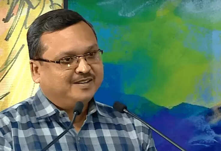 கீழடி அகழாய்வு : அமர்நாத் ராமகிருஷ்ணன் சென்னைக்கு மாற்றம்!