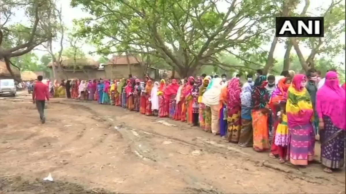 மேற்கு வங்கத்தில் அமைதியாக நடந்து முடிந்த 6ம் கட்ட தேர்தல்… 79 சதவீதத்துக்கு மேல் வாக்குகள் பதிவானது