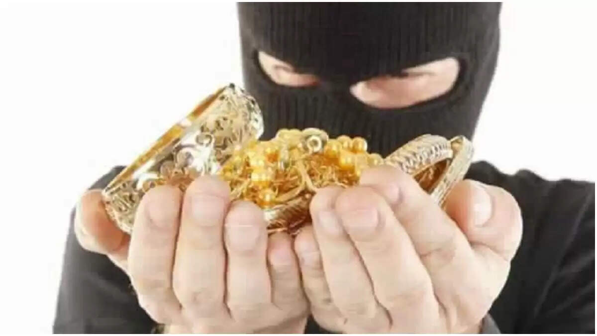 சென்னையில் வங்கிக் கொள்ளையில் ஈடுபட்டவர்களை கைது செய்யும் காவலருக்கு ரூ. 1 லட்சம் பரிசு - சைலேந்திர பாபு அறிவிப்பு..