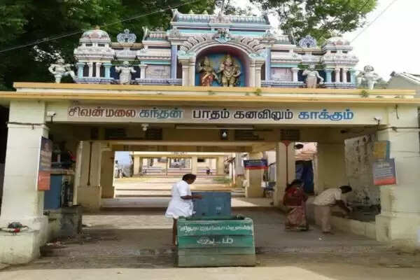 சிவன்மலை ஆண்டவர் உத்தரவு பெட்டியில் ‘நிறை நாழி படி’ !