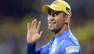 தோனி 1929 மணிக்கு ஏன் ஓய்வை அறிவித்தார் தெரியுமா? #Dhoni