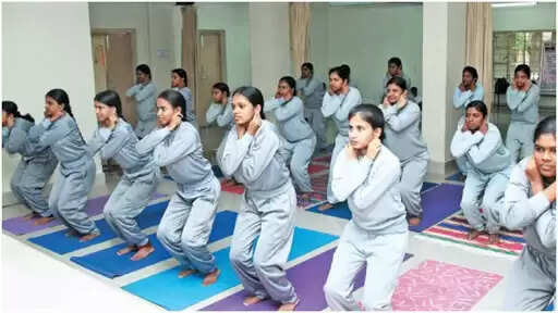 பெண்கள் `ஸ்லிம்’மாக இருக்க, தோப்புக்கரணம் போடுங்கள்..!