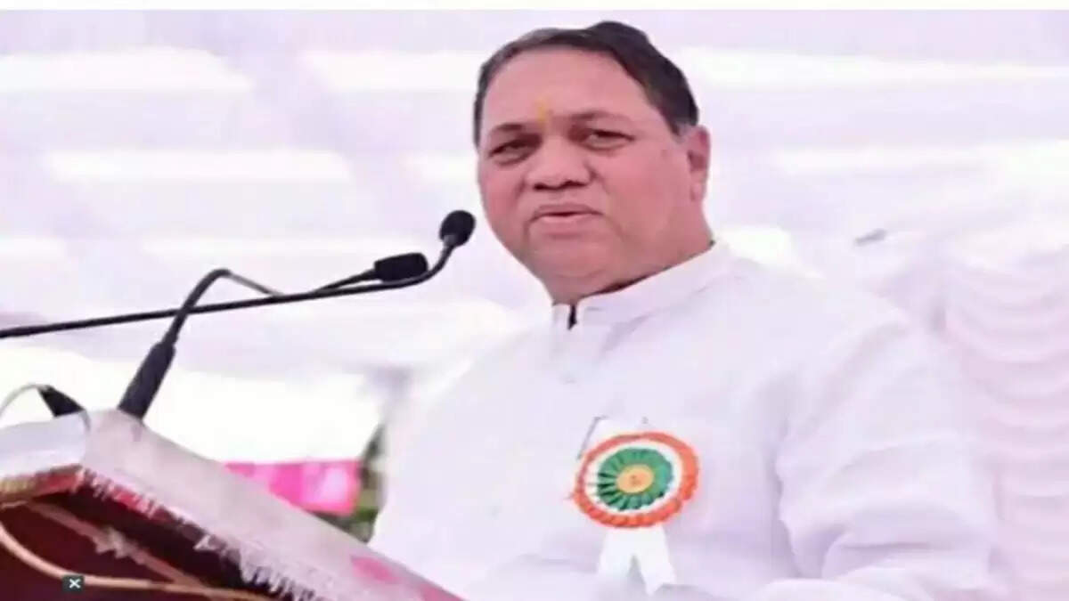 மகாராஷ்டிராவில் அடுத்தடுத்து திருப்பம்… மாநில உள்துறை அமைச்சராக திலீப் வால்ஸ் பாட்டீல் நியமனம்