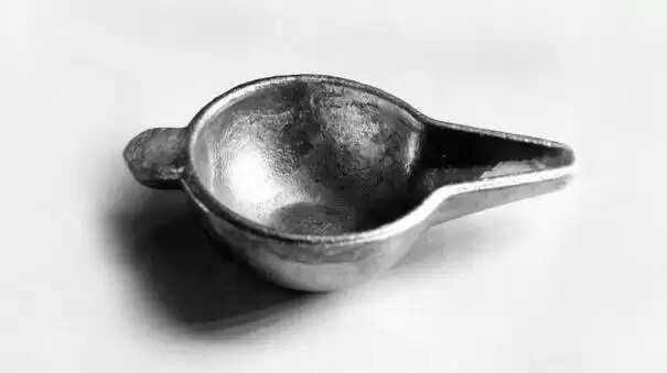 பச்சிளங்குழந்தைகளின் உயிரைக் காப்பாற்றும் சங்கு (அ) பாலாடை!