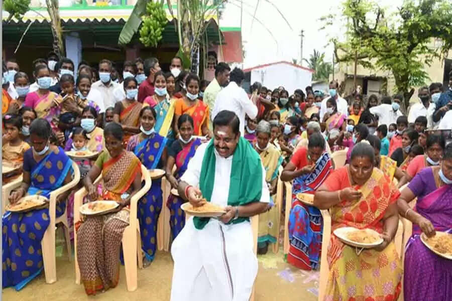 வைரலாகும் ஈபிஎஸ் – ராகுல் போட்டோக்கள்!