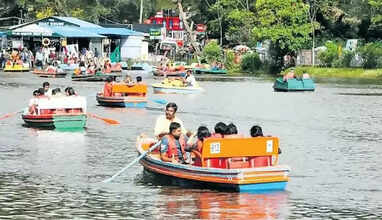 கொடைக்கானல் போட் கிளப்புக்கு சீல் வைப்பு! ஏமாற்றமடைந்த சுற்றுலா பயணிகள்!