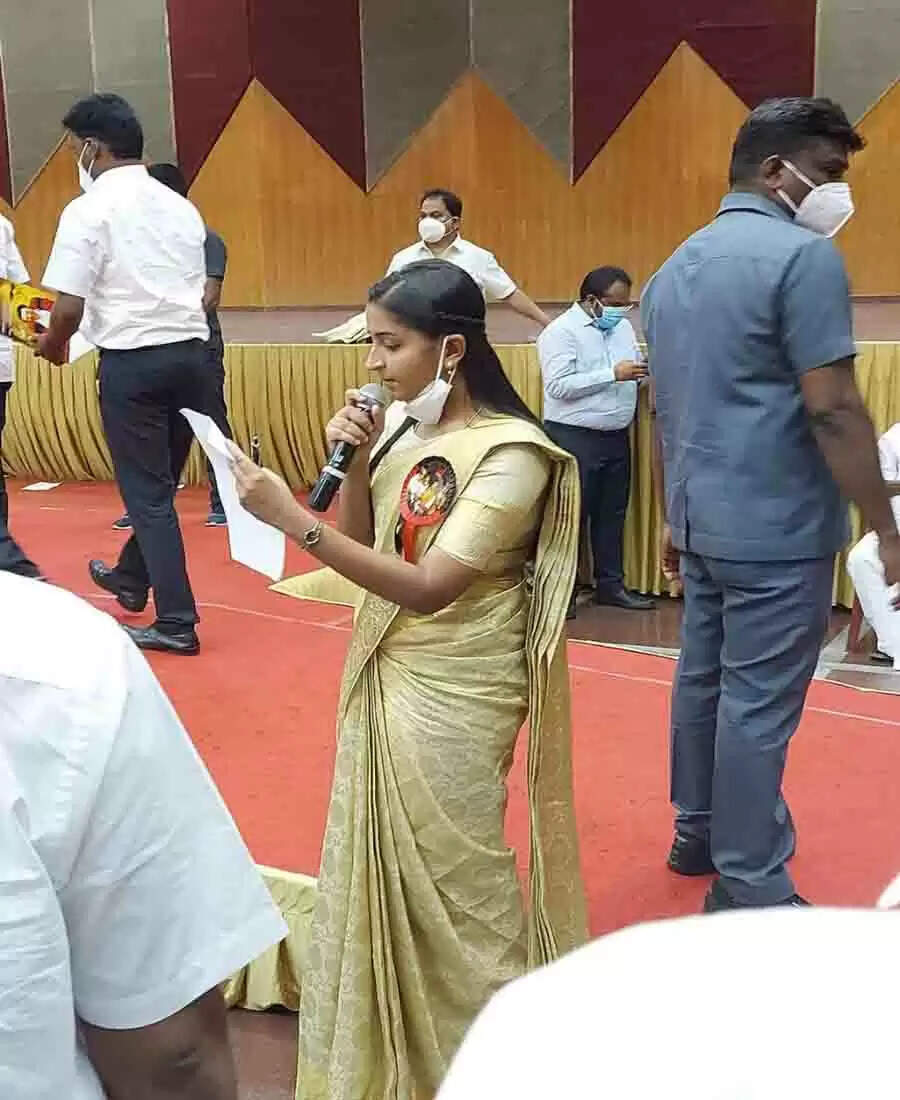 ம.நீ. ம. பத்மபிரியா திமுகவில் இணைந்தார்