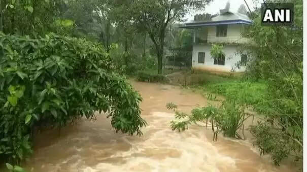 கேரளாவில் மூணாறு அருகே கடும் நிலச்சரிவு : 5 பேர் பலி; 80 பேர் மாயம்!