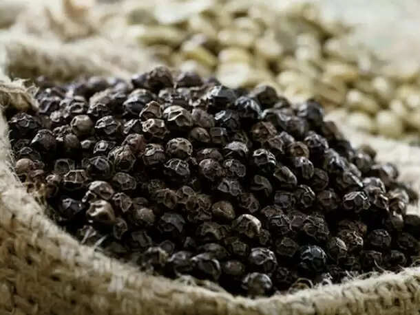 அறிவியல் உலகம் ஒப்புக்கொண்ட மிளகின் 5 மருத்துவ பயன்கள்!