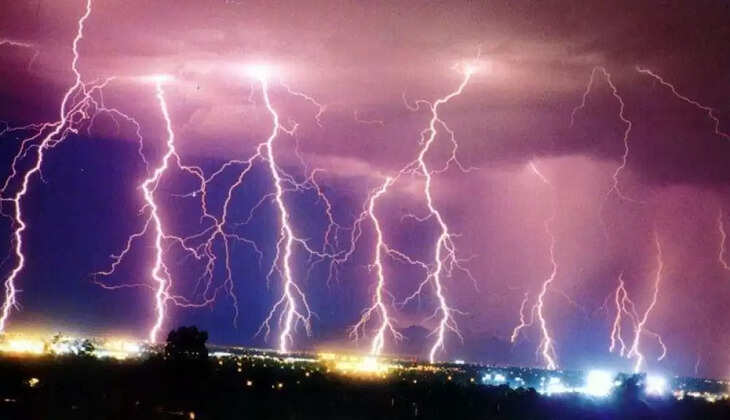 மின்னல் தாக்கி 32 பேர் பரிதாப பலி : அதிர்ச்சி தரும் சம்பவம்!