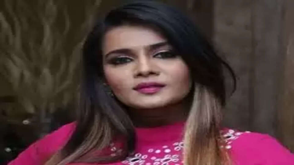 நடிகை மீரா மிதுனுக்கு ஜாமீன் வழங்கியது சென்னை முதன்மை நீதிமன்றம்