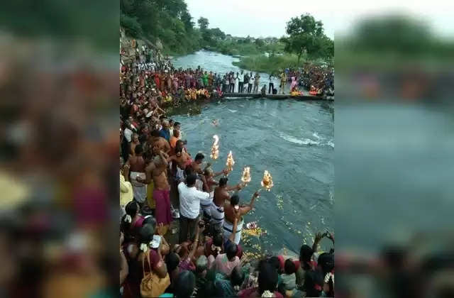 தாமிரபரணி மகா புஷ்கர விழாவில் கடந்த 12 நாட்களில் 50 லட்சம் பக்தர்கள் புனித நீராடினர்