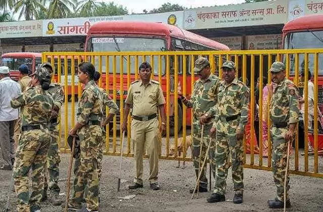 மகாராஷ்டிராவில் 700-க்கும் மேற்பட்ட போலீசாருக்கு கொரோனா உறுதி – 5 பேர் இறப்பு