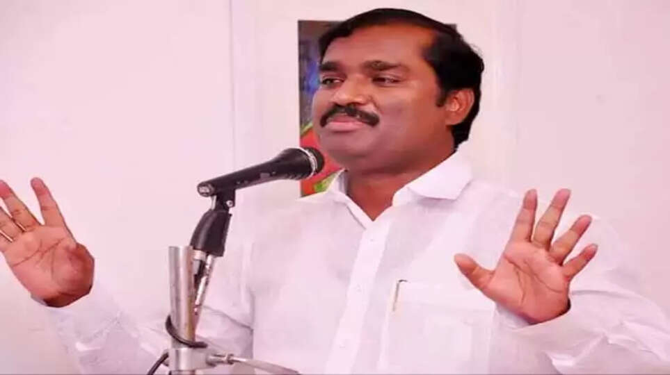 தமிழக அரசுப் பணிகளில் திட்டமிட்டு வட இந்தியர்களை திணிப்பதை கைவிட வேண்டும் : வேல்முருகன் காட்டம்!