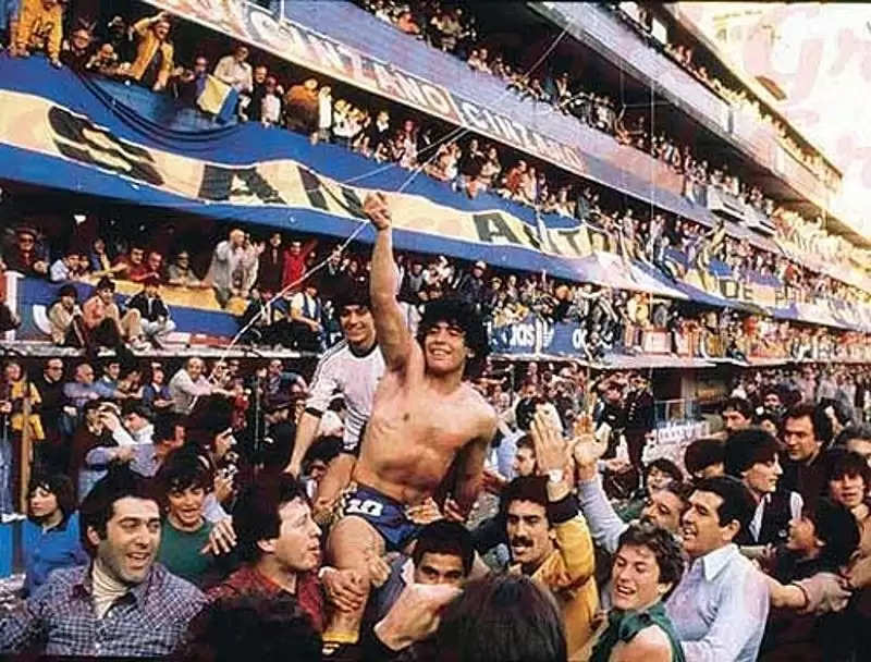 கால்பந்து விளையாட்டின் சரித்திரம் மாரடோனா – பத்து விஷயங்கள்! RIP_Maradona