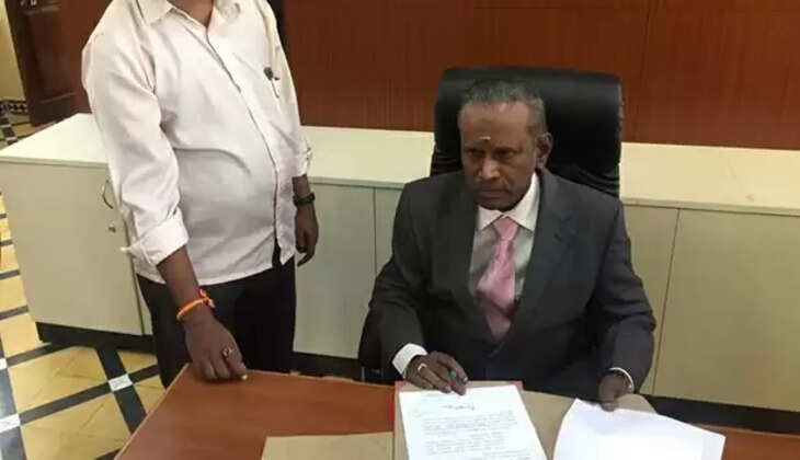 ஆறுமுகசாமி ஆணையத்துக்கு தடை விதிக்க உயர் நீதிமன்றம் மறுப்பு