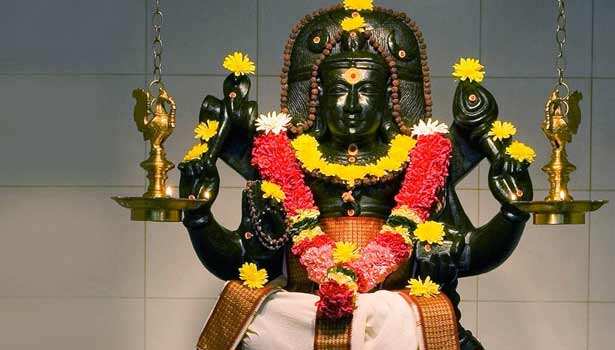 சகல செல்வங்களும் கிட்ட தட்சிணாமூர்த்தி வழிபாடு !