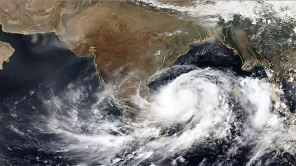 வலுப்பெற்றது காற்றழுத்த தாழ்வு பகுதி - தமிழகத்திற்கு ஆரஞ்சு அலர்ட்..