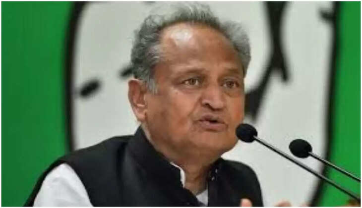 கட்சியின் முதுகில் குத்திவிட்டார்&hellip; சச்சின் பைலட் ஒன்றுக்கும் லாயக்கில்லாதவர்.. அசோக் கெலாட் ஆவேசம்