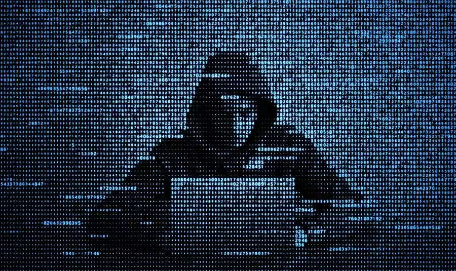 “டீனேஜ் முதல் காலேஜ் பெண் வரை” -700 பெண்களின் நிர்வாண படங்களை எப்படி வாங்கினார் பாருங்க..