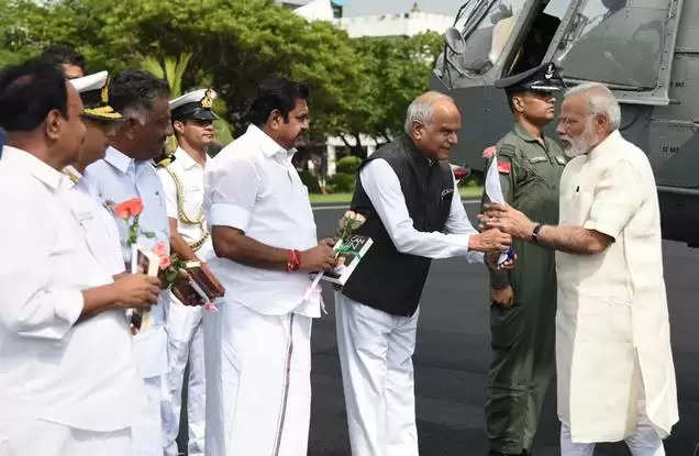 தமிழக ஆளுநர் பன்வாரிலால் புரோஹித் திடீர் டெல்லி பயணம்!