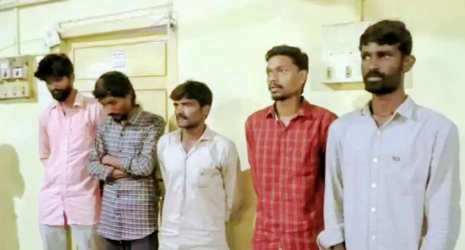 ஈரோடு- கோபி பகுதியில் கொள்ளையடிக்க சதி திட்டம் – 5 பேர் கைது