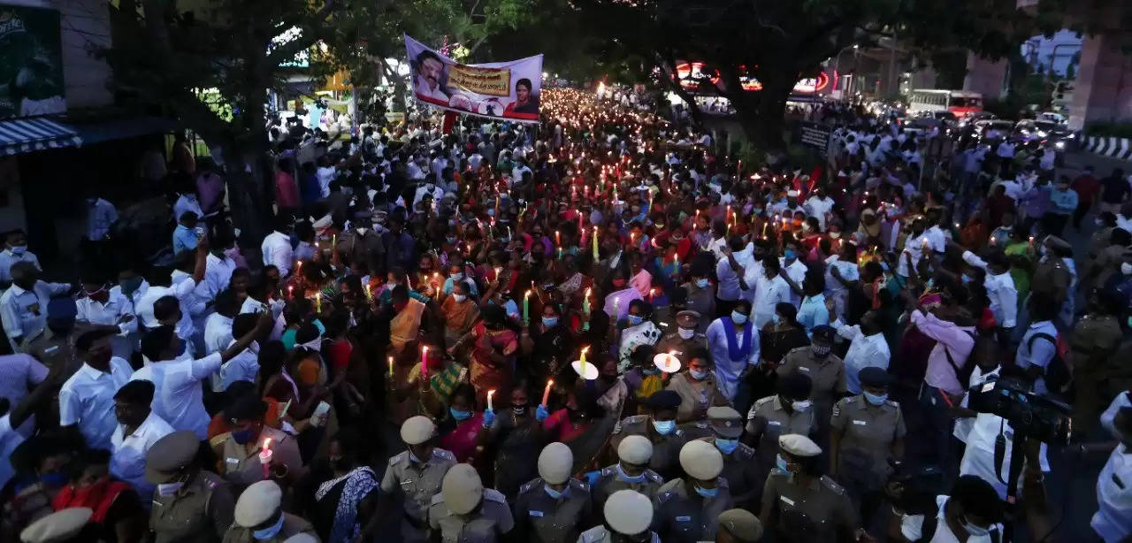 திமுக எம்.பி.கனிமொழி உள்பட 191 பேர் மீது வழக்குப்பதிவு!