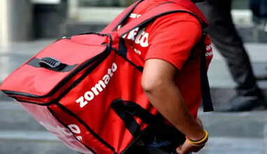 10 நிமிடத்தில் உணவு டெலிவரி; அப்போ டிராஃபிக் ரூல்ஸ்?? - சொமாட்டோவிடம் விளக்கம் கேட்ட சென்னை போலீஸ்...