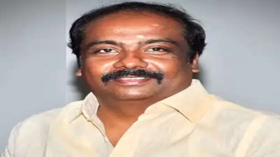 ‘அநீதி புரிந்தவர்கள் தண்டிக்கப்படுவார்கள். சரி, நீங்கள்….’ திமுகவைச் சீண்டும் ‘அதிமுக’ மருது அழகுராஜ்