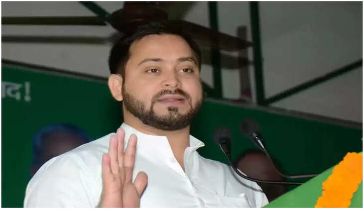   தேஜஸ்வி யாதவ்