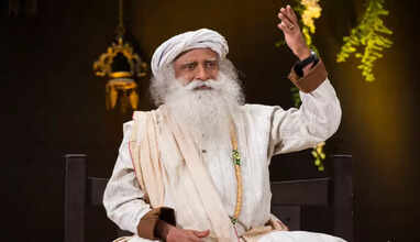 குடும்ப தலைவிகள் தற்கொலை; சமூக அடித்தளத்தையே அசைத்துவிடும் – சத்குரு கவலை