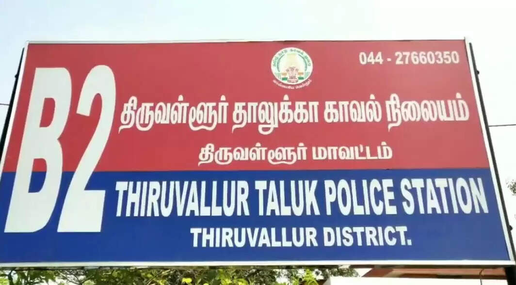 திருவள்ளூர்- போட்டோகிராபர் வெட்டிப் படுகொலை செய்யப்பட்ட வழக்கில் 6 பேர் கைது