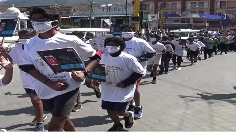 உதகையில் சி-விஜில் செயலி குறித்த விழிப்புணர்வு மாரத்தான்… ஆட்சியர் தொடங்கி வைத்தார்…