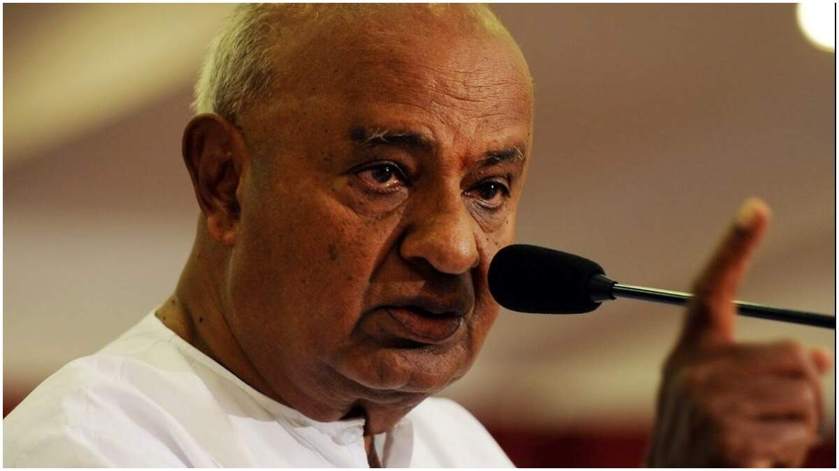 அந்த சம்பவத்துக்கு பிறகு அவர் மீதான மரியாதை பன்மடங்கு அதிகரித்தது.. மோடியை புகழ்ந்த தேவ கவுடா