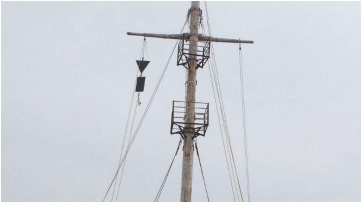 தமிழகத்தில் 9 துறைமுகங்களில் புயல் எச்சரிக்கை கூண்டு ஏற்றம்..