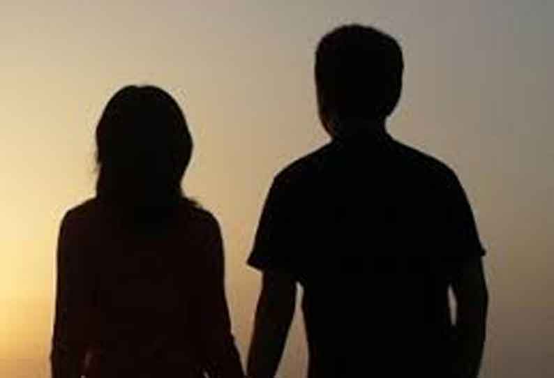 வகுப்பு மாணவனுடன் ஓட்டம் பிடித்த 10 ஆம் வகுப்பு மாணவி! பேருந்து நிலையத்தில் சுற்றிவளைத்த போலீசார்!