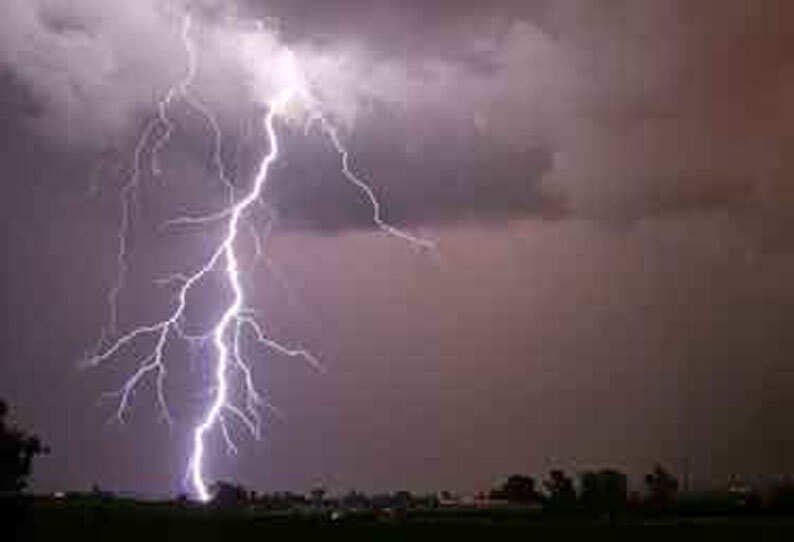 24 மணி நேரத்தில் தொடங்கும் வடகிழக்கு பருவமழை :  தமிழ்நாட்டிற்கு ஆரஞ்சு அலெர்ட்..