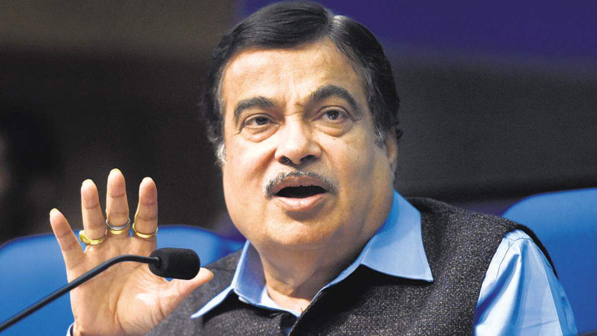 காங்கிரஸ் கட்சியில் சேருவதை விட கிணற்றில் குதித்து சாவேன்... நிதின் கட்கரி