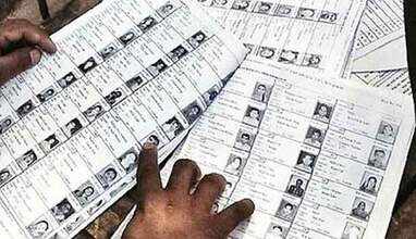  40 ஆயிரம் போலி வாக்காளர்கள்; திமுக திட்டம்  - ஜெயக்குமார் குற்றச்சாட்டு..