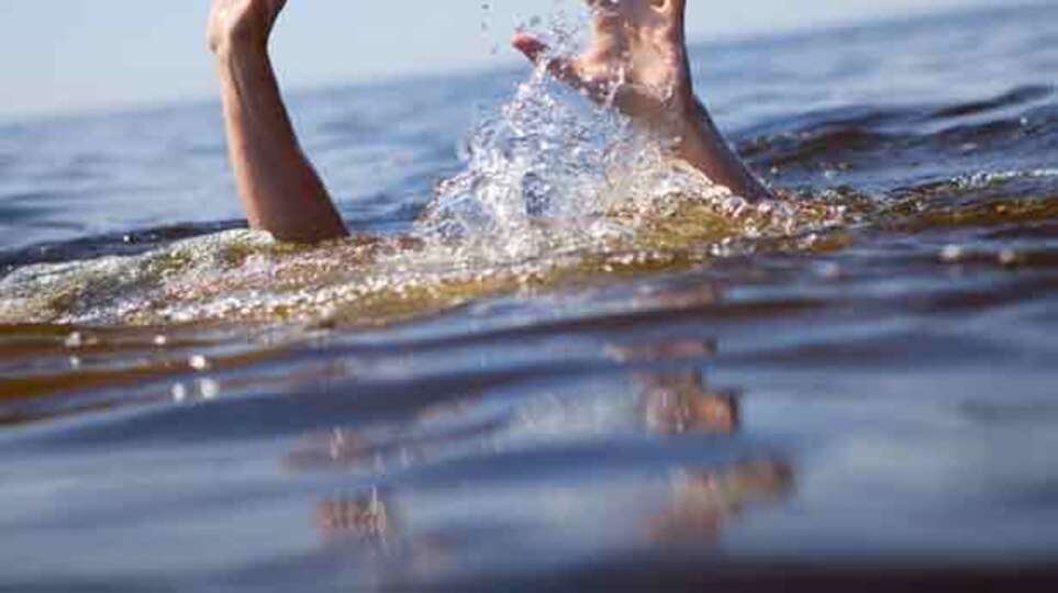 நீலகிரி: 3 நாட்கள் ஆகிடுச்சு.. நீரில் அடித்துச் செல்லப்பட்ட மாணவனை தேடும் பணி தீவிரம்.. 