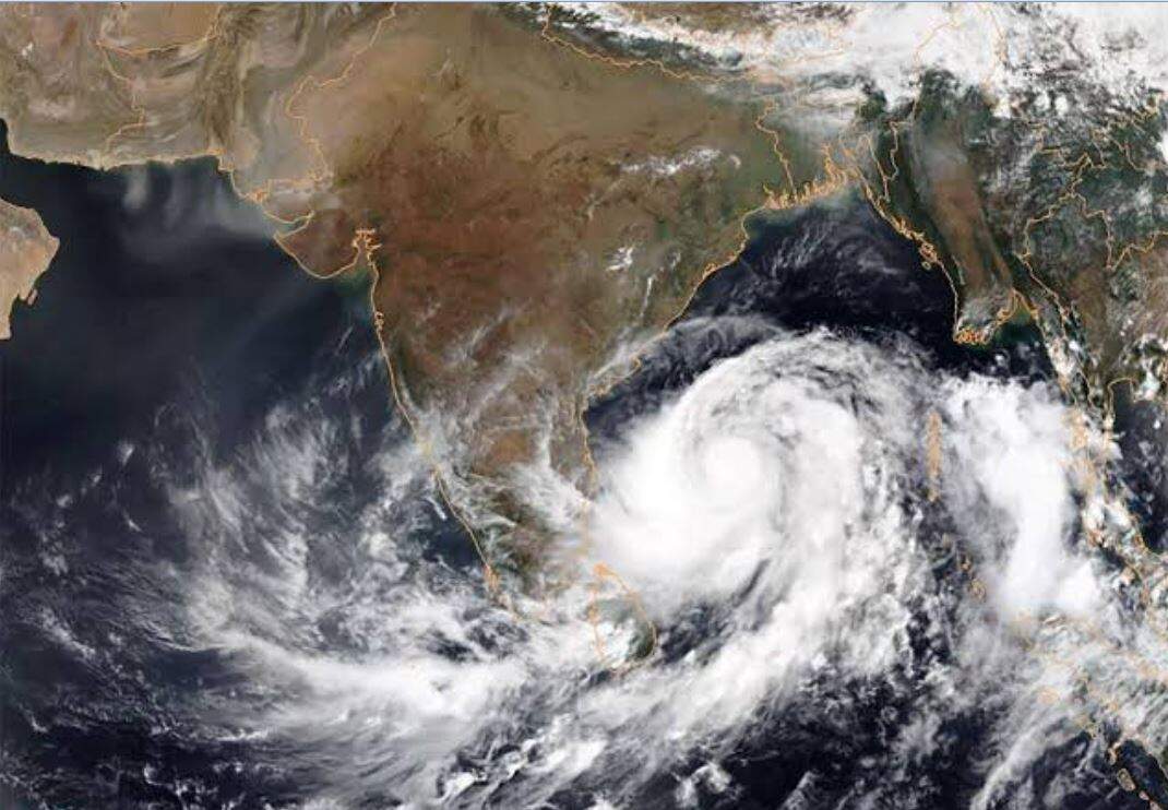 வலுப்பெற்றது காற்றழுத்த தாழ்வு பகுதி - தமிழகத்திற்கு ஆரஞ்சு அலர்ட்..