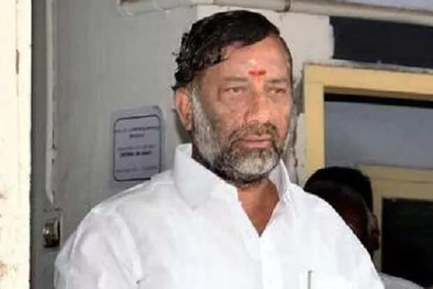 துணை முதலமைச்சர் ஓபிஎஸ் சகோதரர் ஓ.ராஜா மீது ஆள்கடத்தல் புகார்!